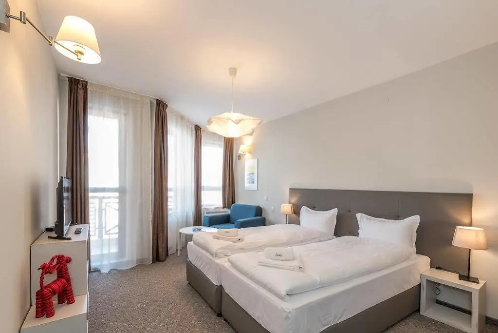 White Lavina Spa & Ski Lodge Bansko 2*,